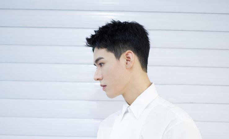 時(shí)尚揭秘，最新男款潮流大解密！